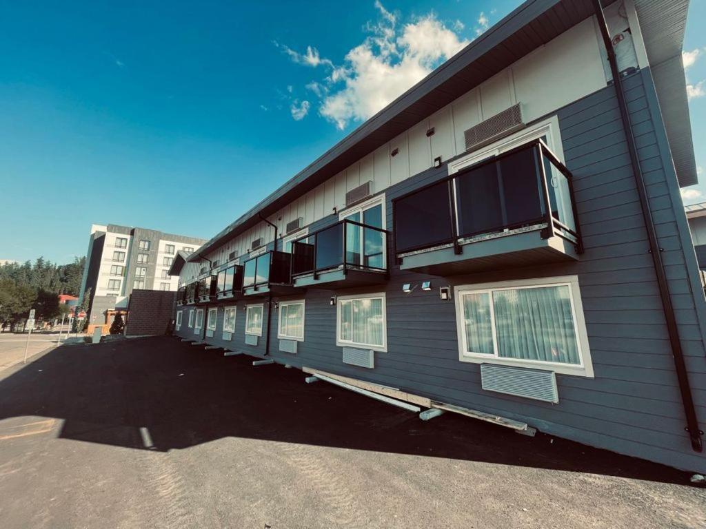 Econo Lodge Prince George Buitenkant foto