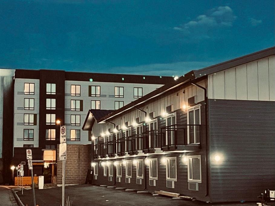 Econo Lodge Prince George Buitenkant foto